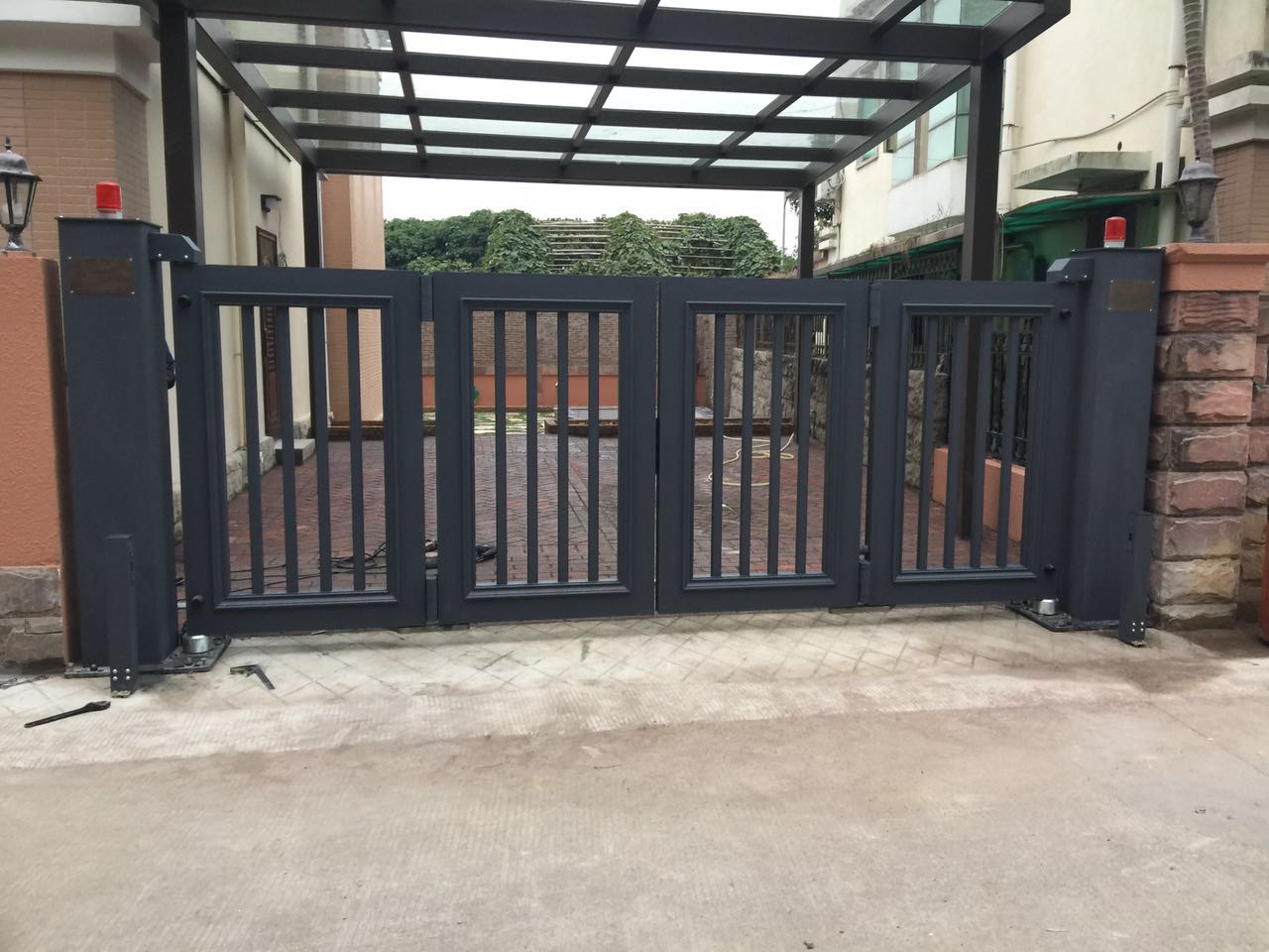 广州番禺区广州番禺区德阳市悬浮折叠门